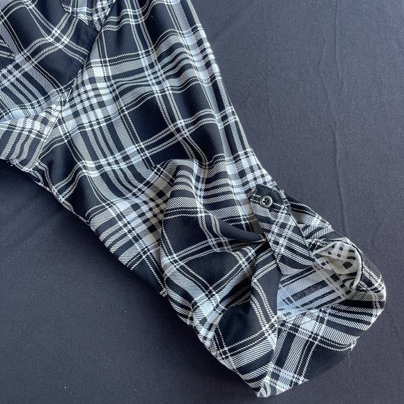 Torrid Harper Black and White Plaid Women's Top - Picture 4 of 12